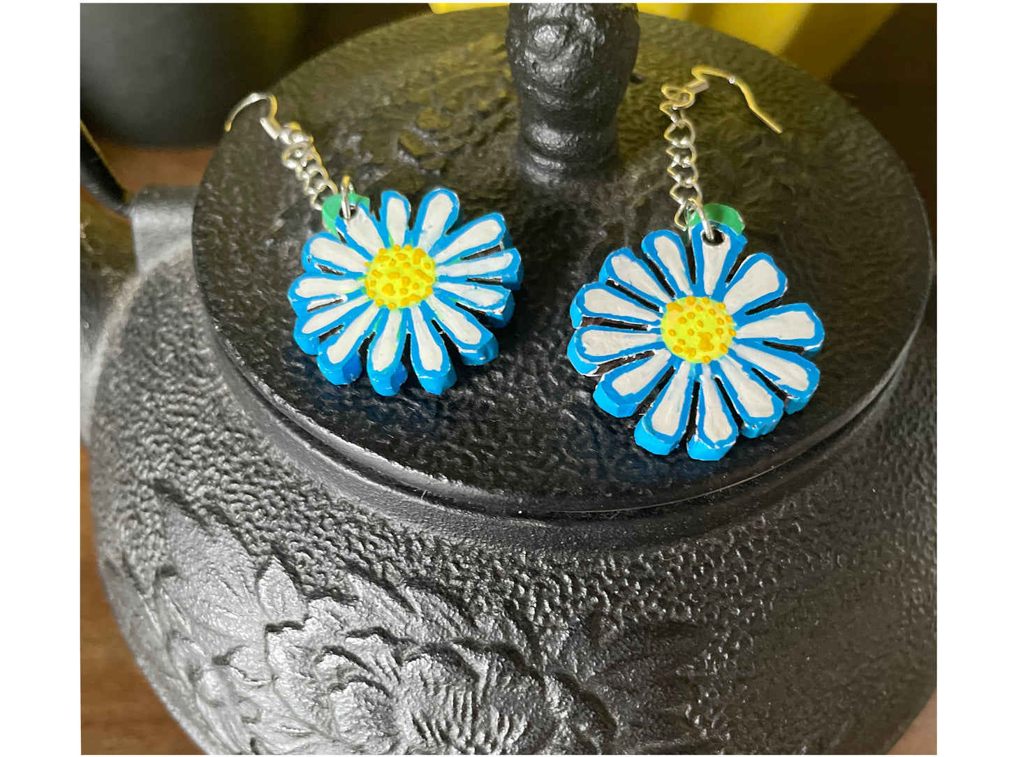 Daisy Days – Hand Carved & Painted Earrings